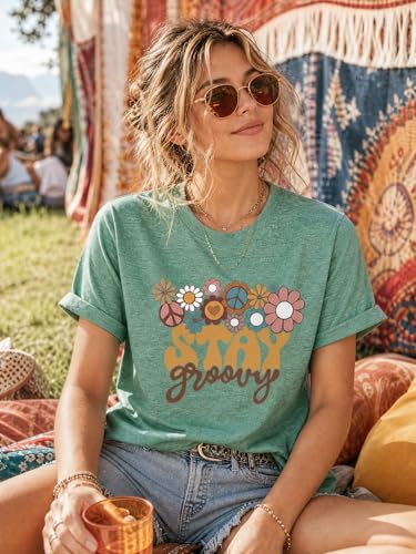 Hippie Shirts for Women Groovy 70s Retro Flower Graphic T-Shirt Vintage Peace Sign Top Floral Tee
