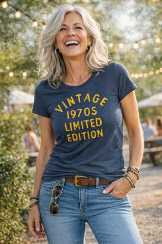 Womens Vintage 1970s Limited Edition T Shirt Funny Cool 1970 Theme Classic Tee for Ladies Funny T Shirts Cool Vintage Top Women's Novelty Tees Navy XL