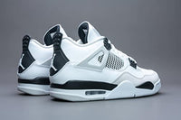 
              Air Jordan 4 Retro "Military Black"
            